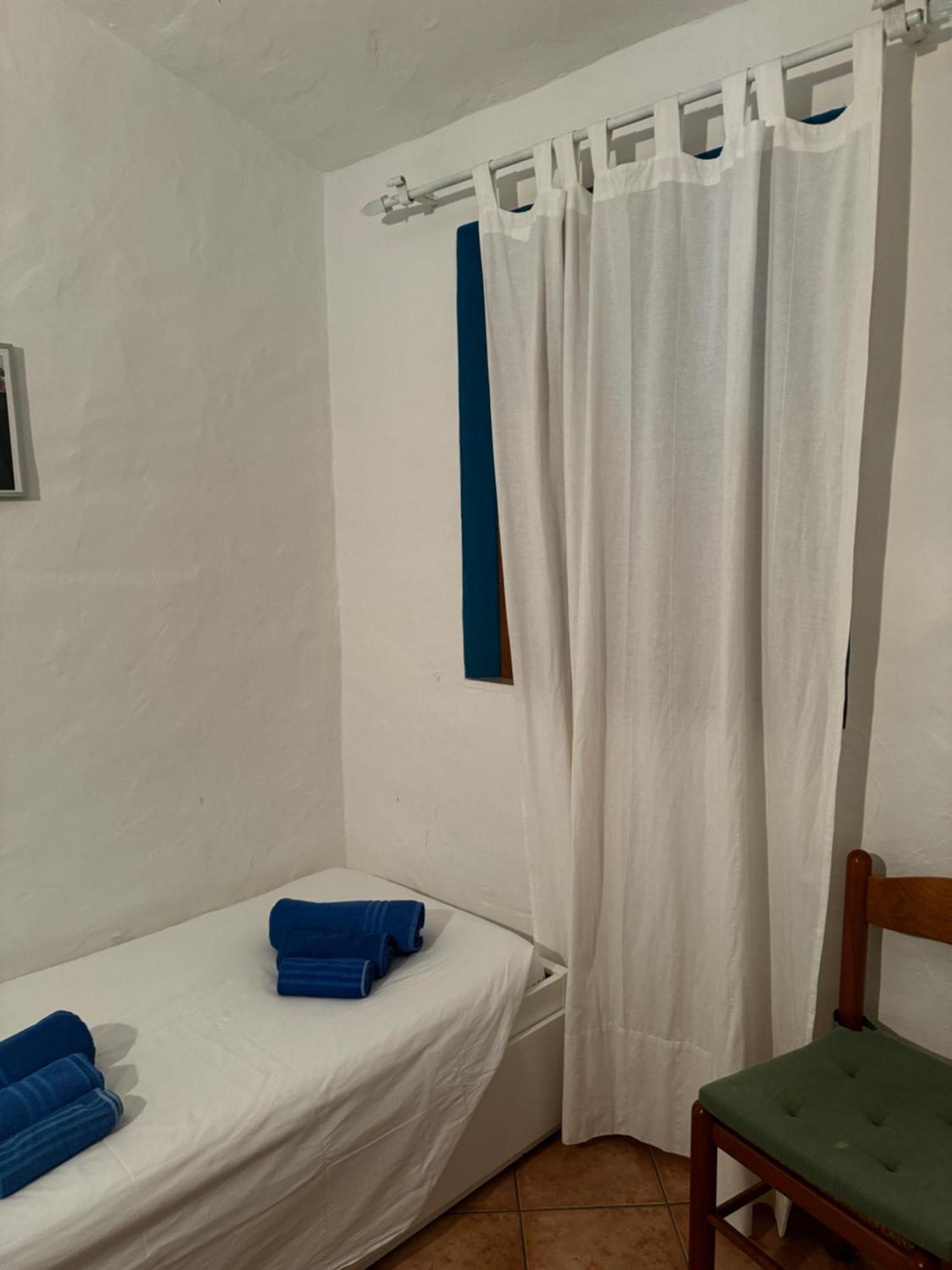 Appartamenti Cala D'Ambra 圣特奥多罗 外观 照片